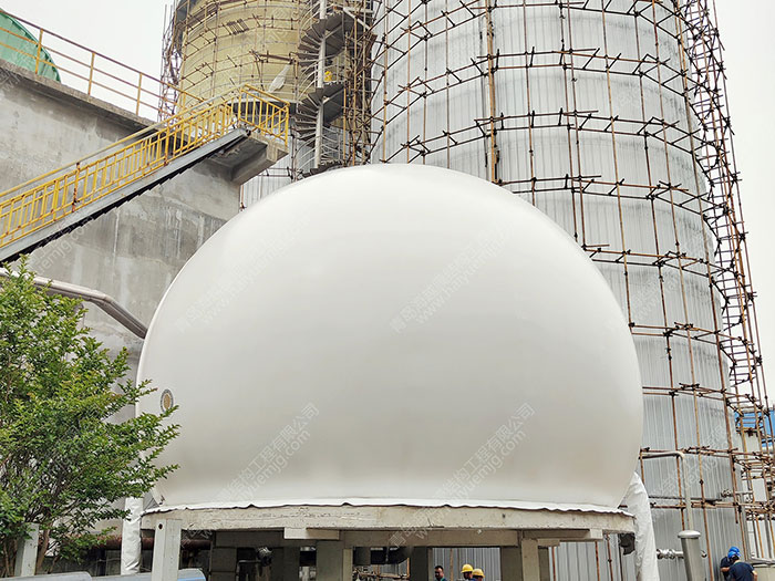湖北孝感紙業(yè)污水?150m3雙膜氣柜工程案例圖片